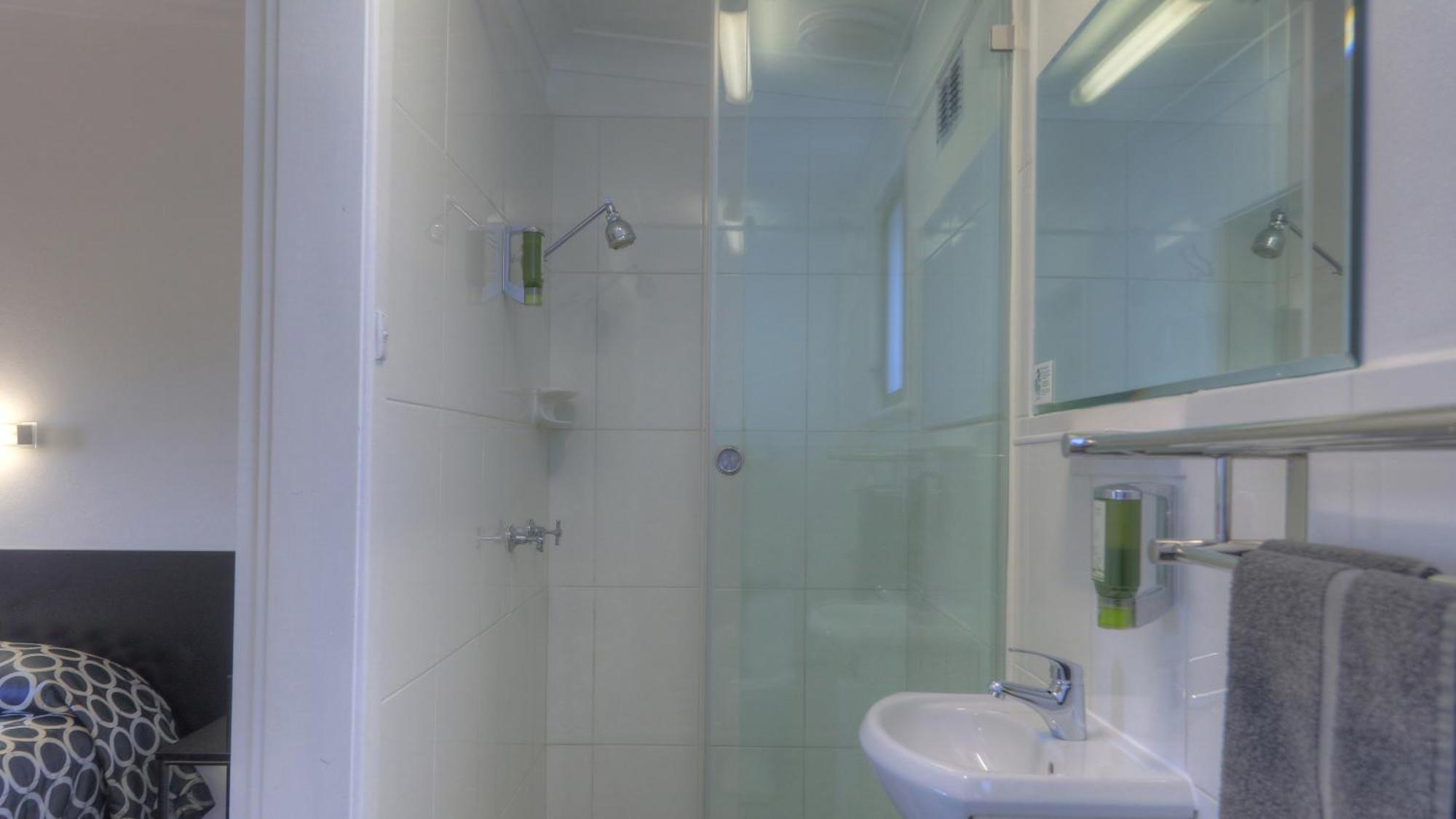 Twin Swans Motel Инверелл Экстерьер фото