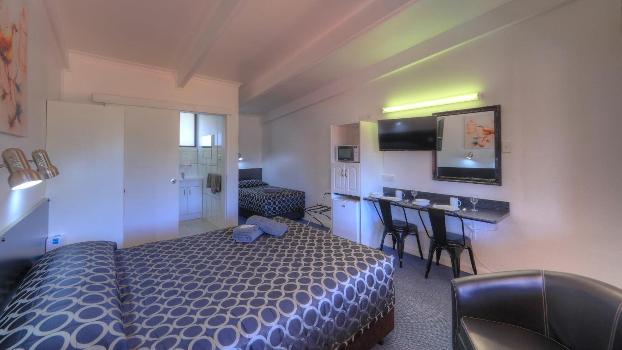 Twin Swans Motel Инверелл Экстерьер фото